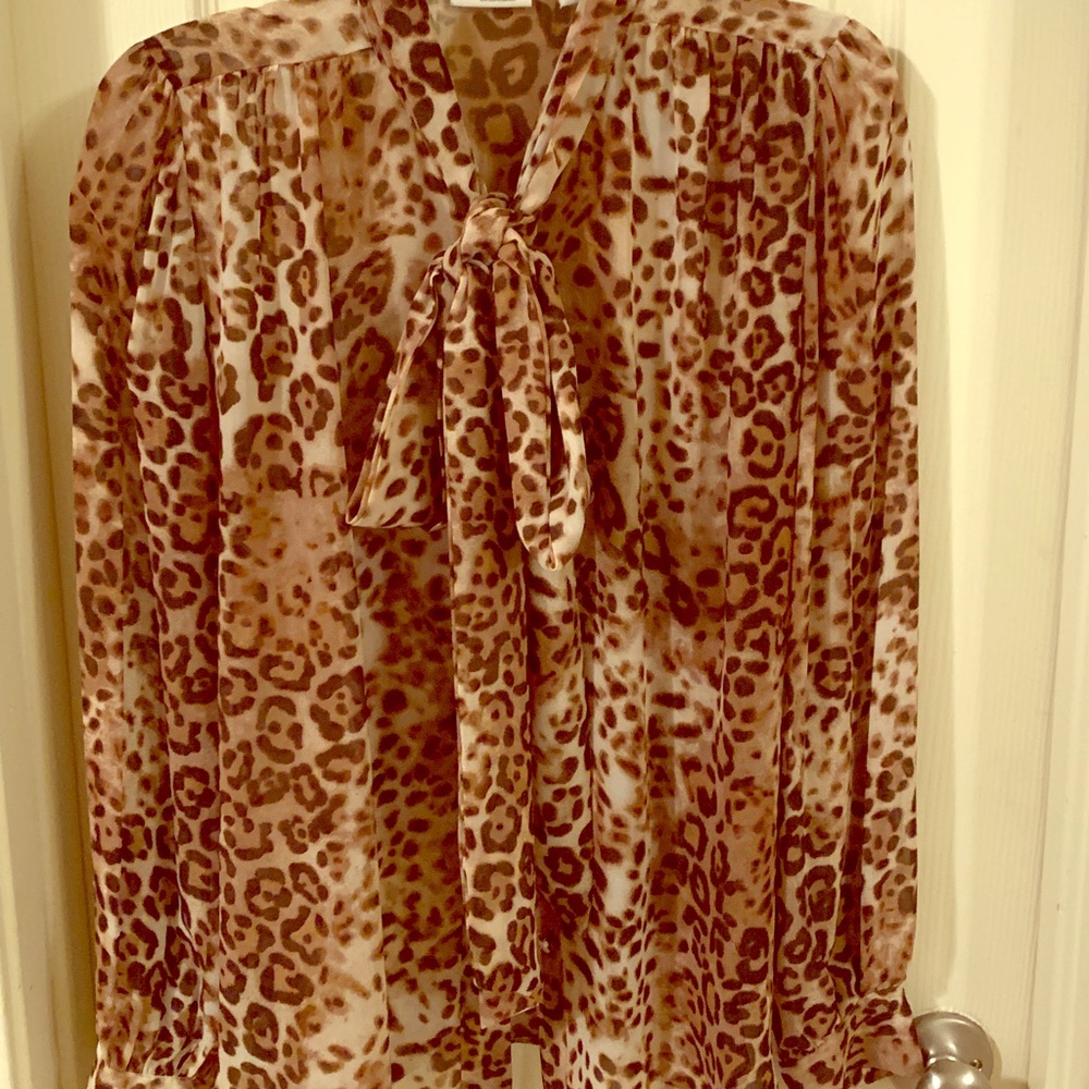New York and co. Eva Mendes Leopard top